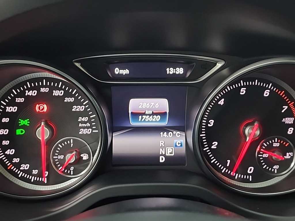 Mercedes Benz CLA Class - Vista 6