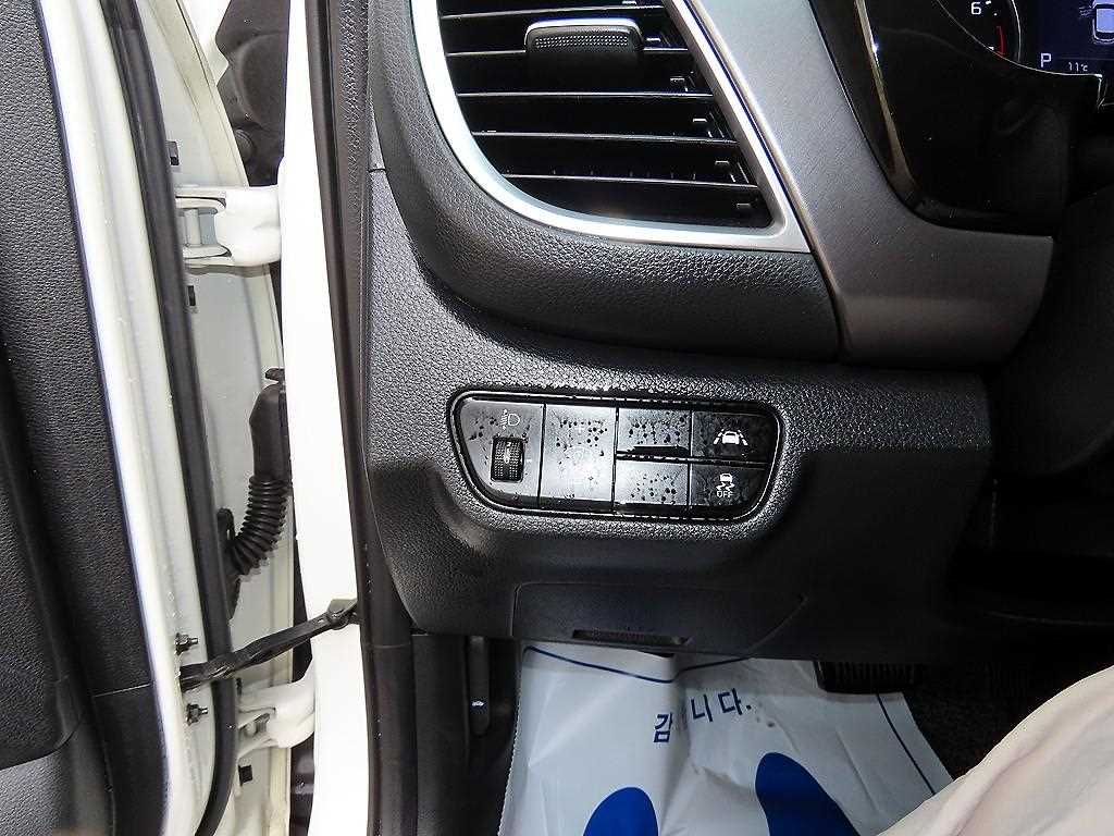 KIA Seltos - Vista 12