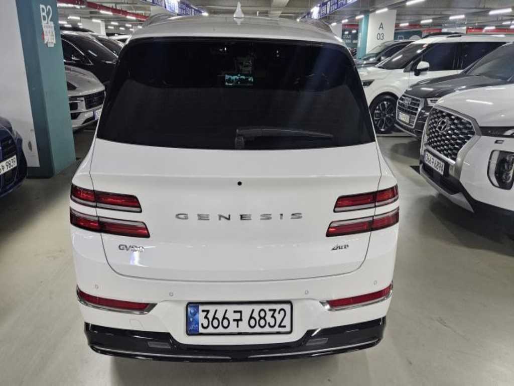 Genesis GV80 - Vista 5