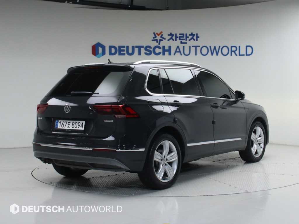 Volkswagen Tiguan - Vista 2