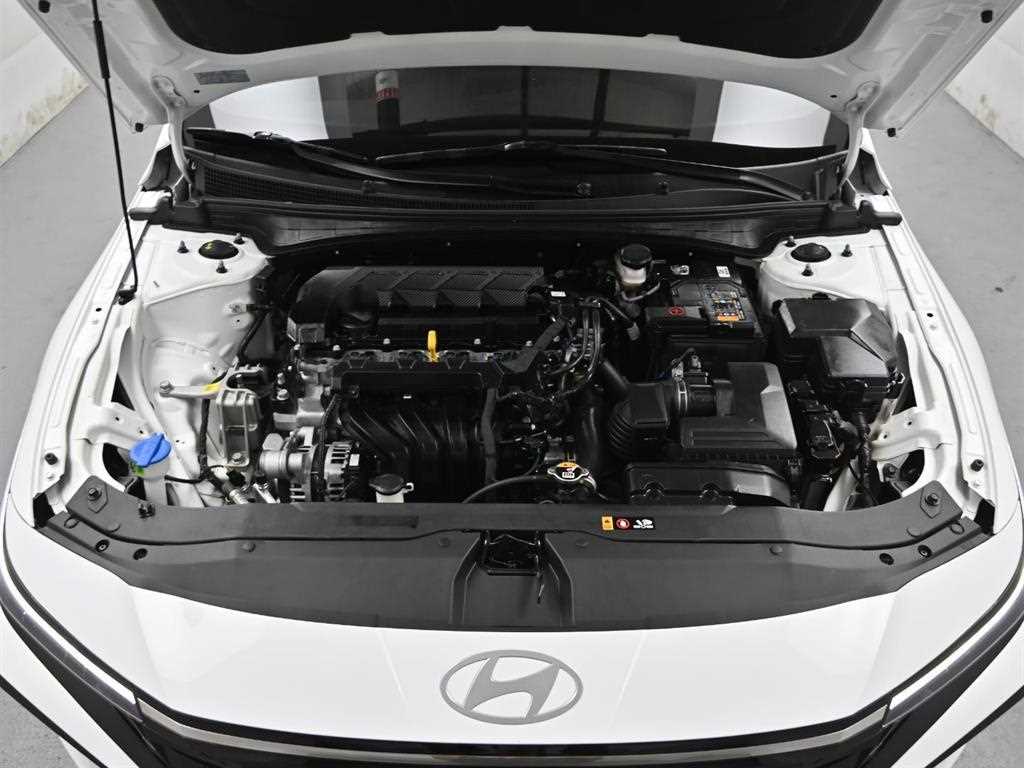 HYUNDAI Avante - Vista 6