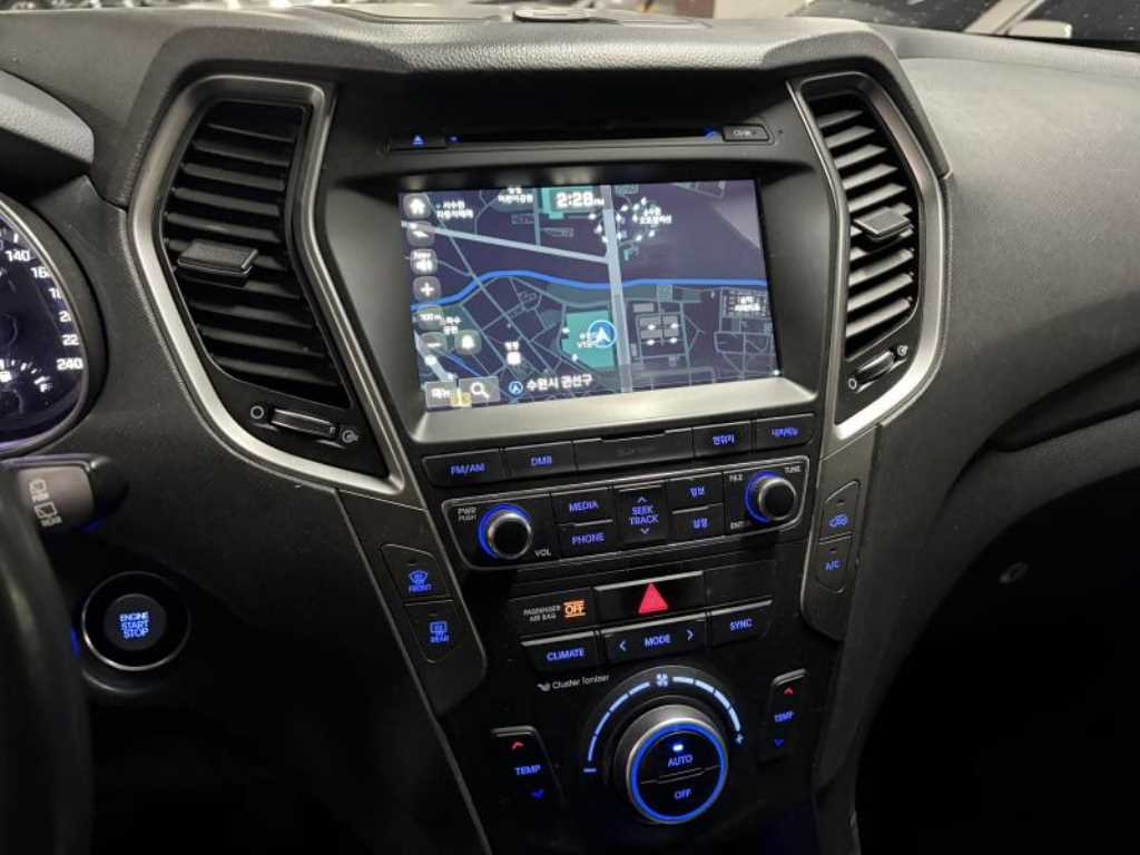 HYUNDAI Santa Fe - Vista 6