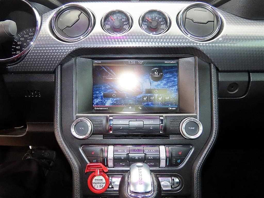 Ford Mustang - Vista 12