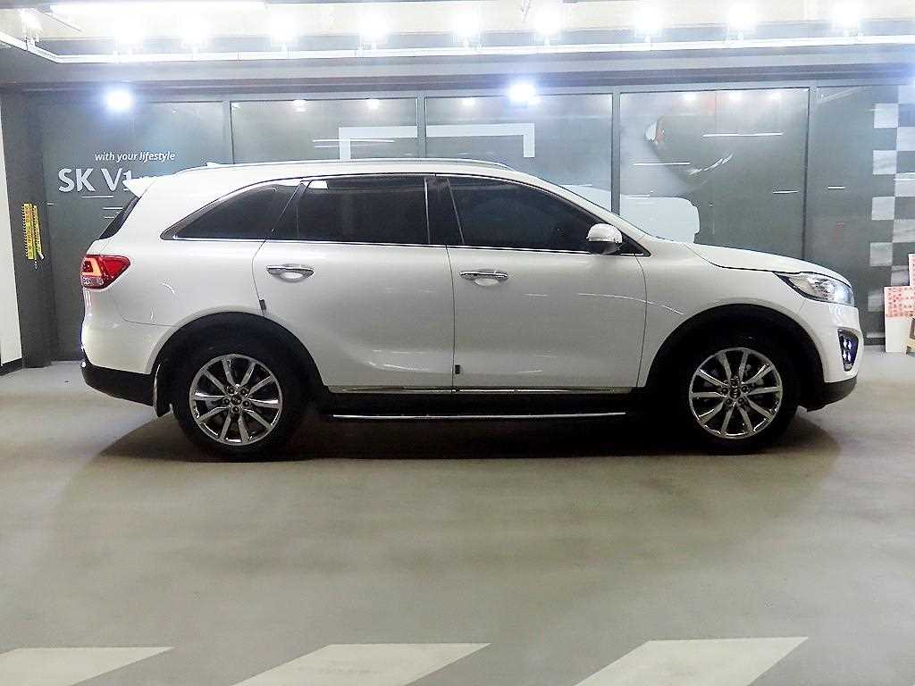 KIA Sorento - Vista 3