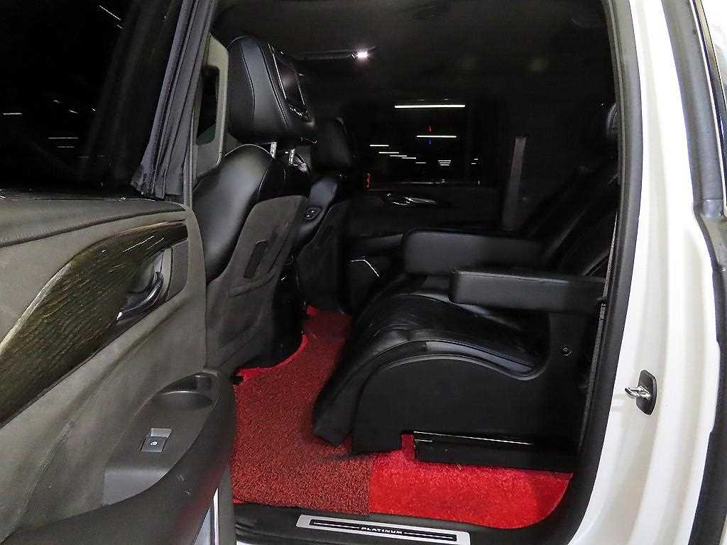 Cadillac Escalade - Vista 7