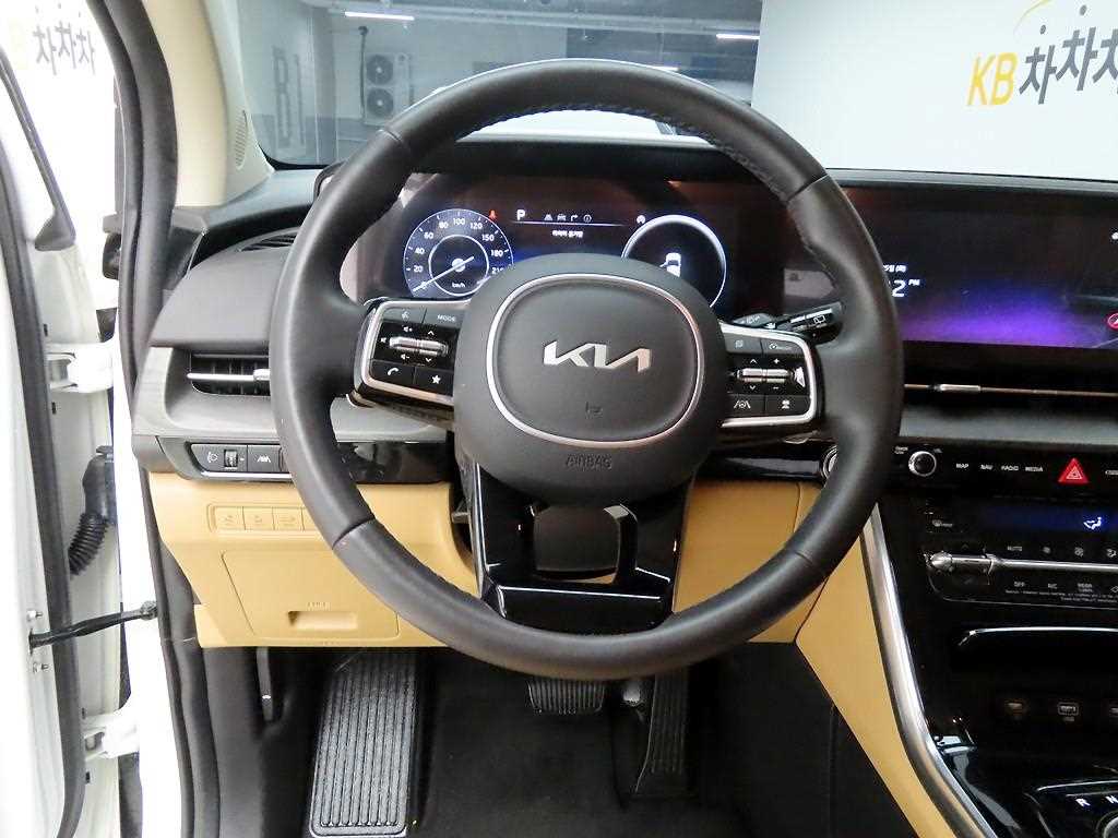 KIA Carnival - Vista 7