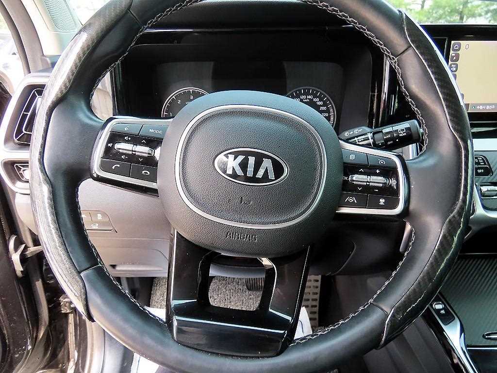 KIA Sorento - Vista 8