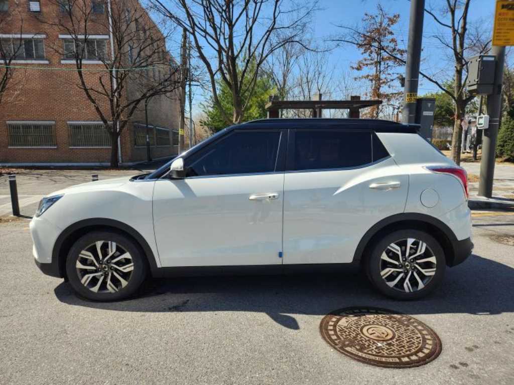 Ssangyong Tivoli - Vista 6