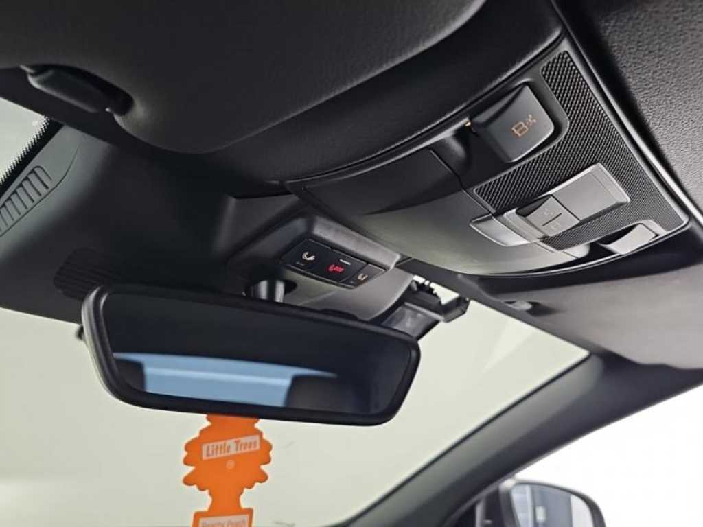 Mercedes Benz C Class 2018 Negro - Importación desde Corea - HF Imports Iquique - Foto 15