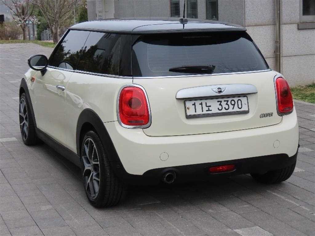 Mini Cooper - Vista 4