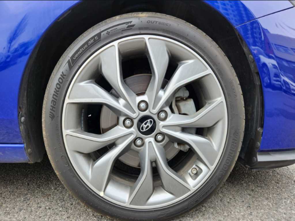 HYUNDAI i30 - Vista 6