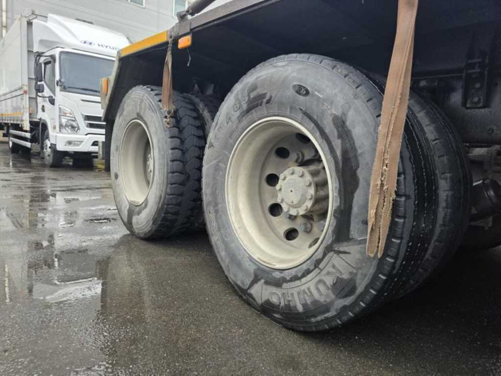 medium and large cargo apChoukJingae - Vista 12