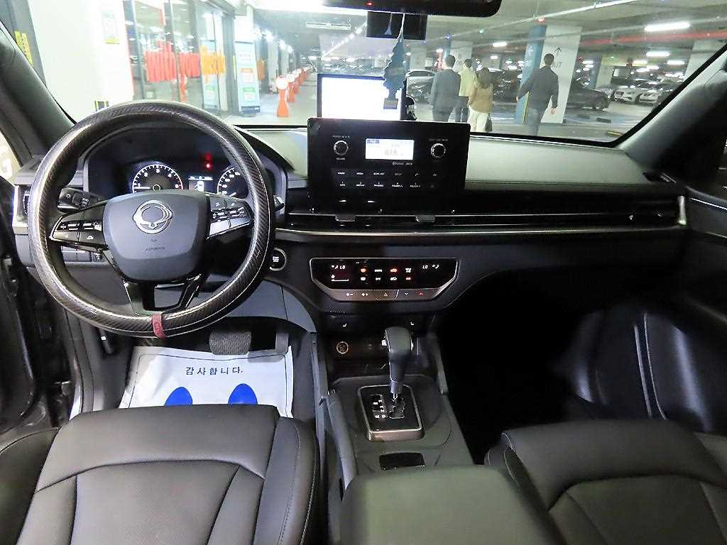 Ssangyong Rexton - Vista 10