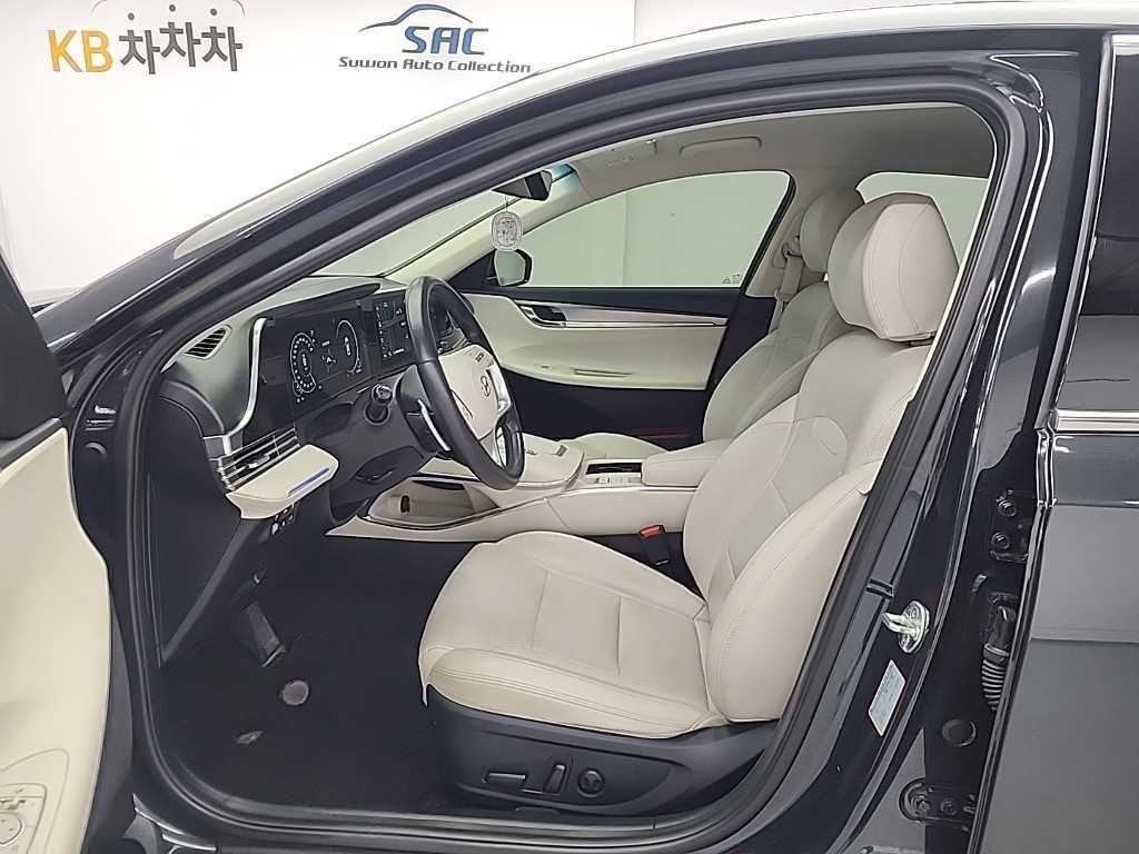HYUNDAI Grandeur - Vista 11