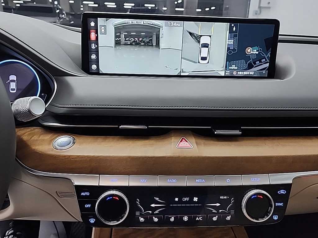 Genesis G80 - Vista 11