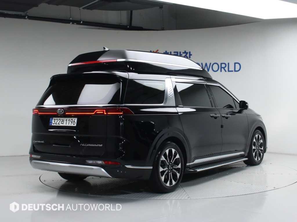 KIA Carnival - Vista 2