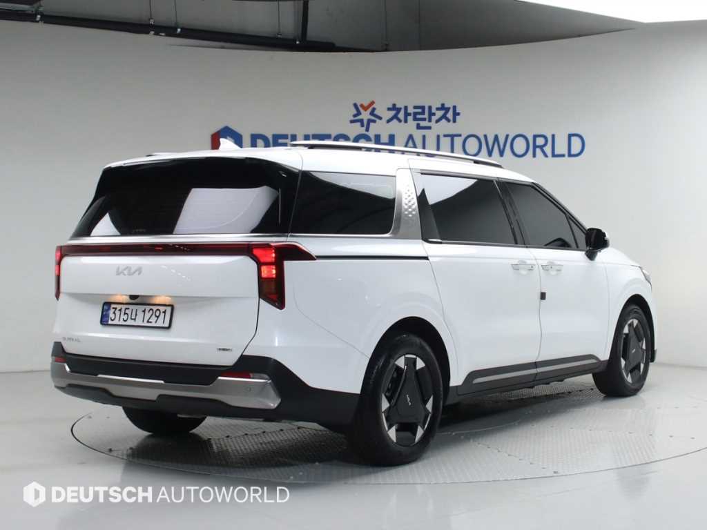 KIA Carnival - Vista 2