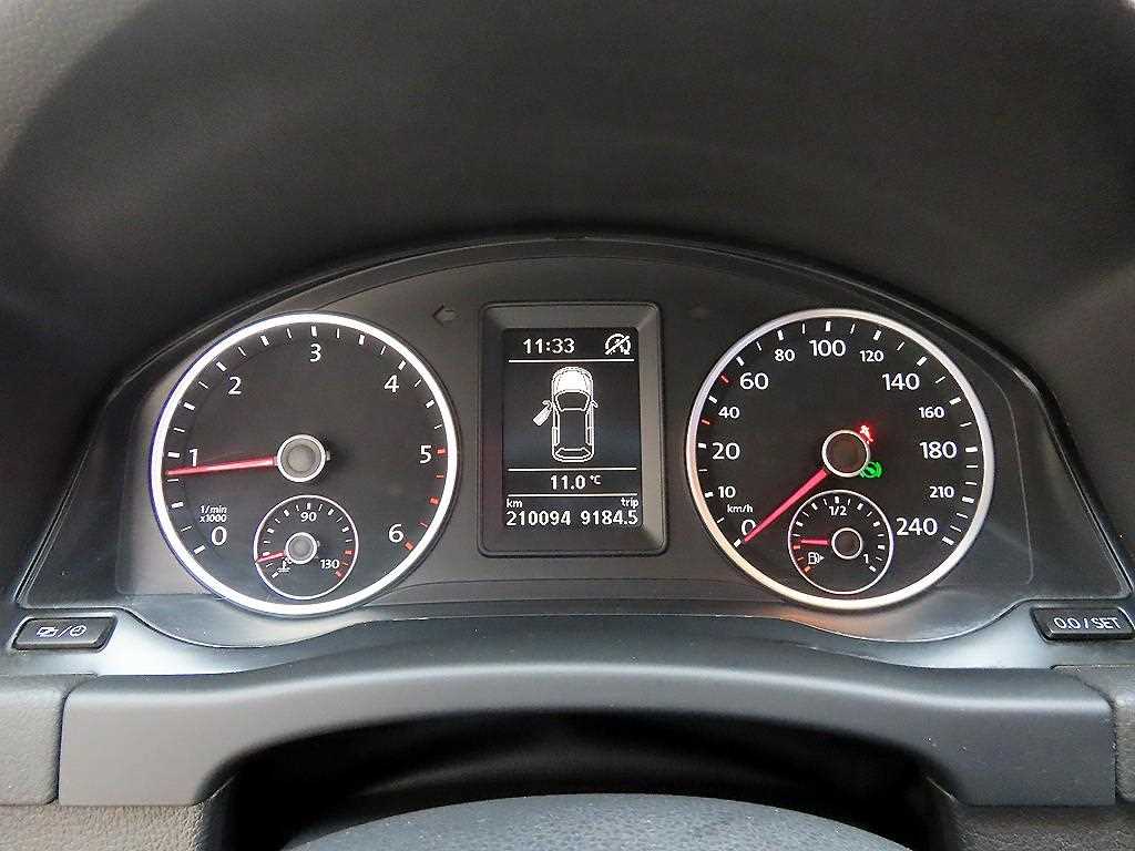 Volkswagen Tiguan - Vista 9