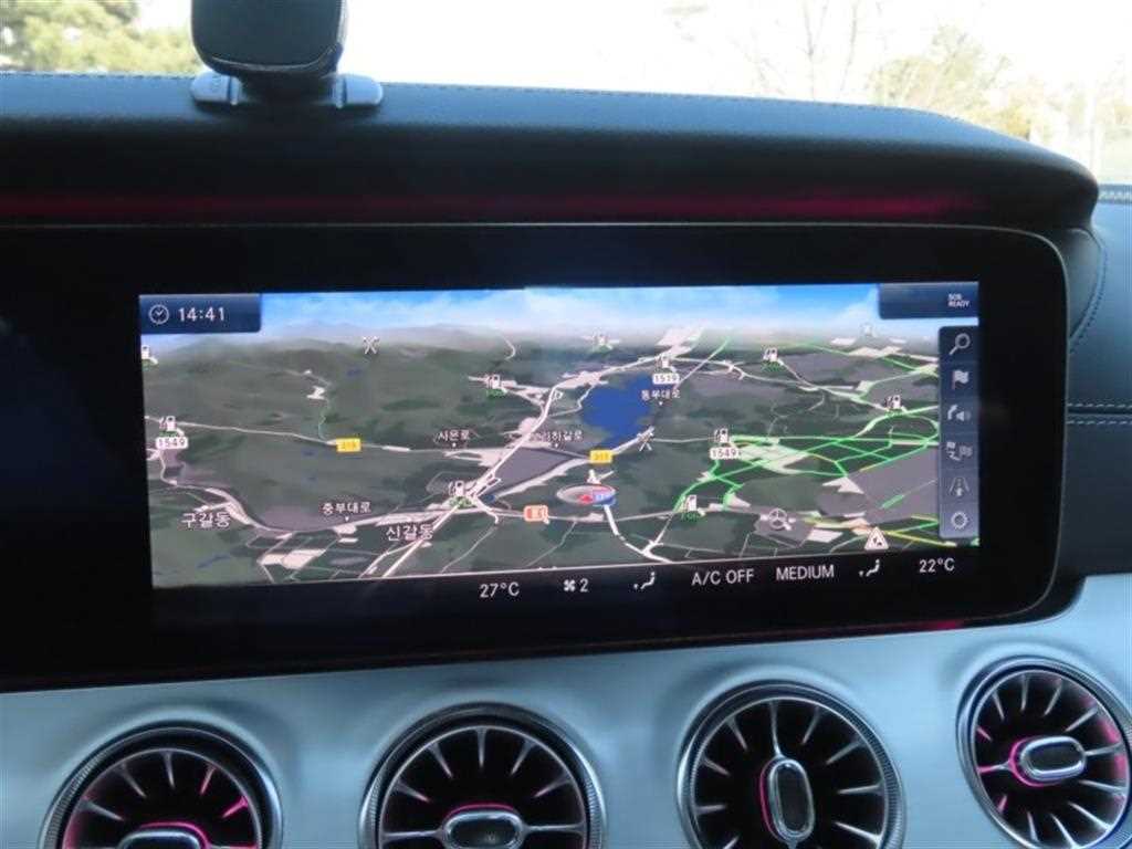 Mercedes Benz CLS Class - Vista 2