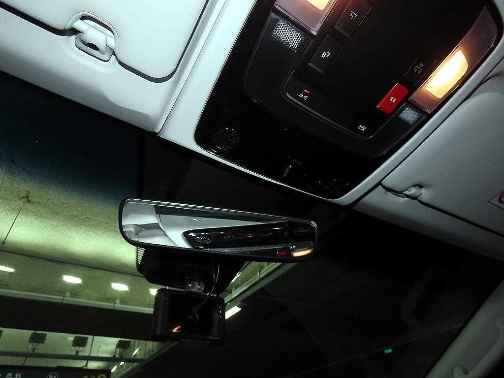 HYUNDAI Staria 2023 Blanco - Importación desde Corea - HF Imports Iquique - Foto 16