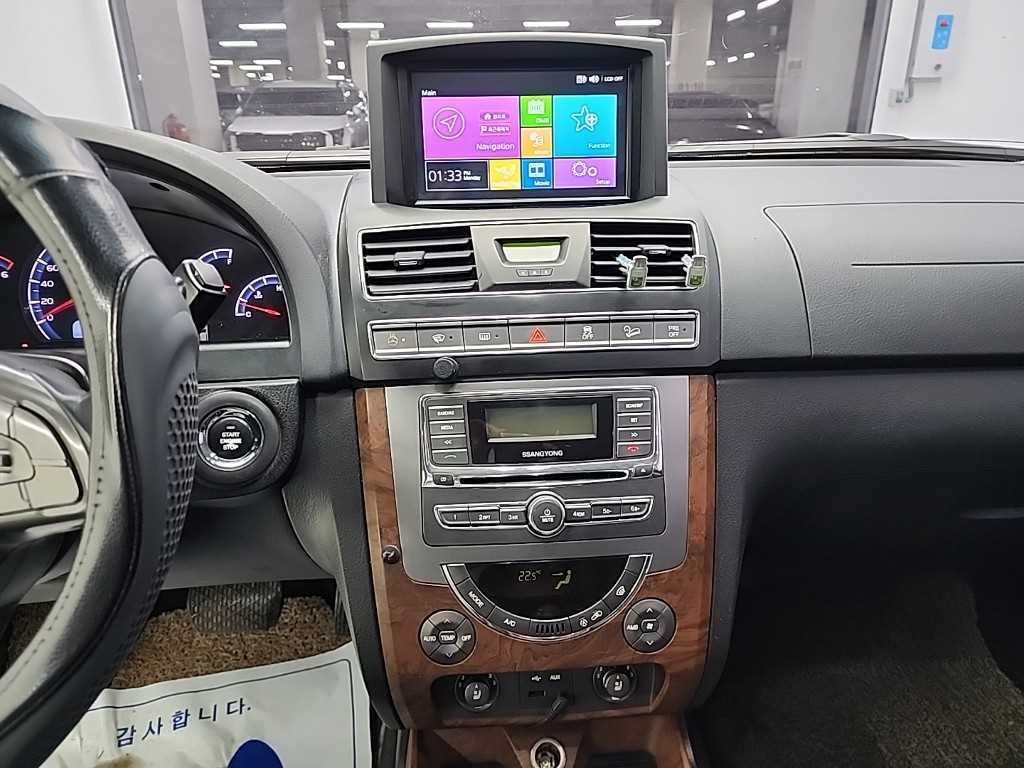 Ssangyong Rexton - Vista 10