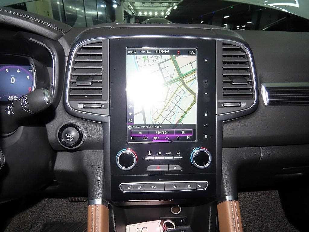 SAMSUNG QM6 - Vista 11