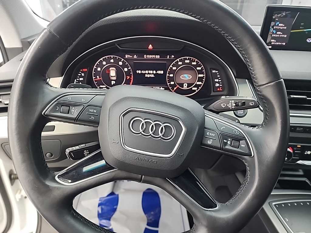 Audi Q7 - Vista 9