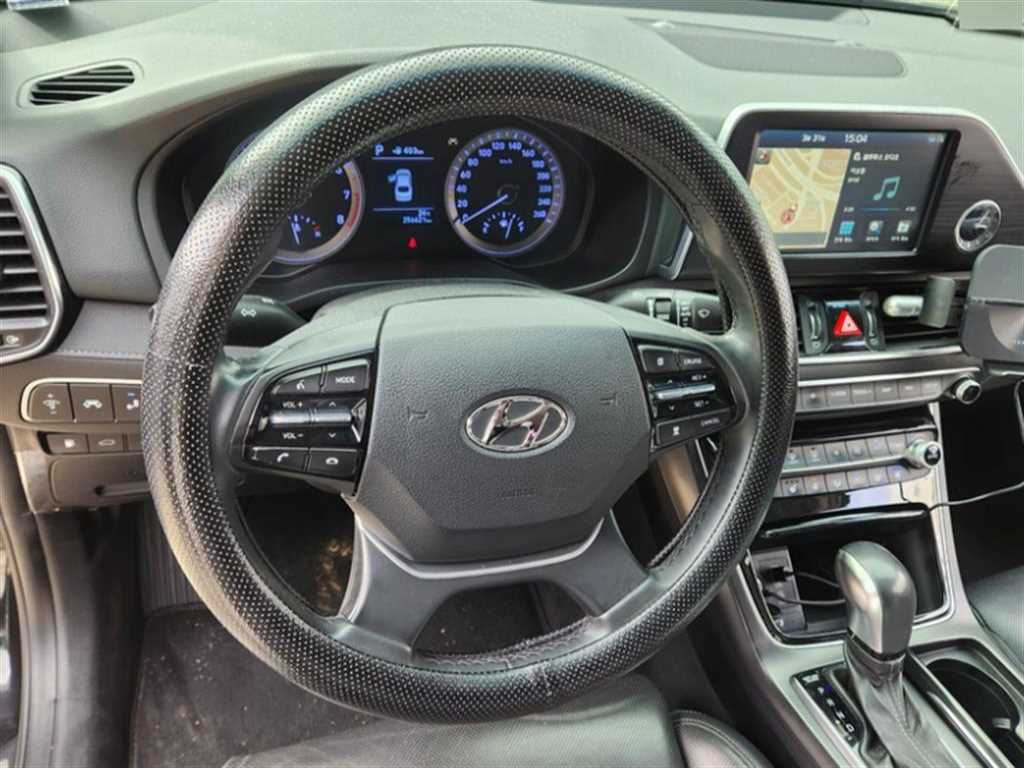 HYUNDAI Grandeur - Vista 6