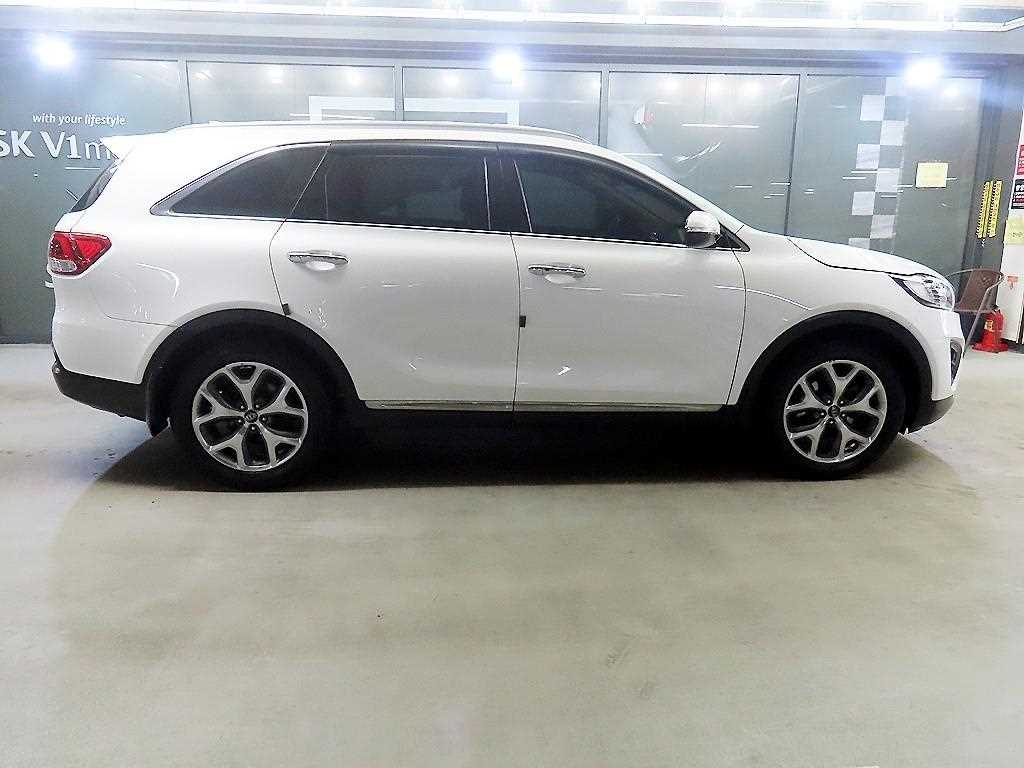 KIA Sorento - Vista 3