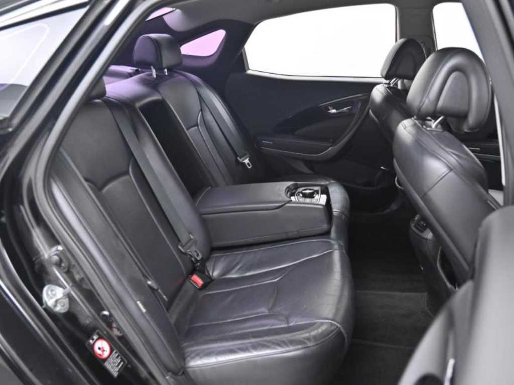 HYUNDAI Grandeur - Vista 12