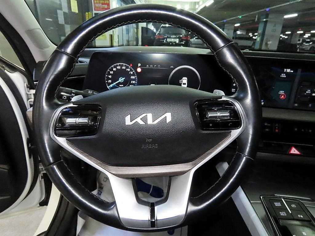 KIA K8 - Vista 8