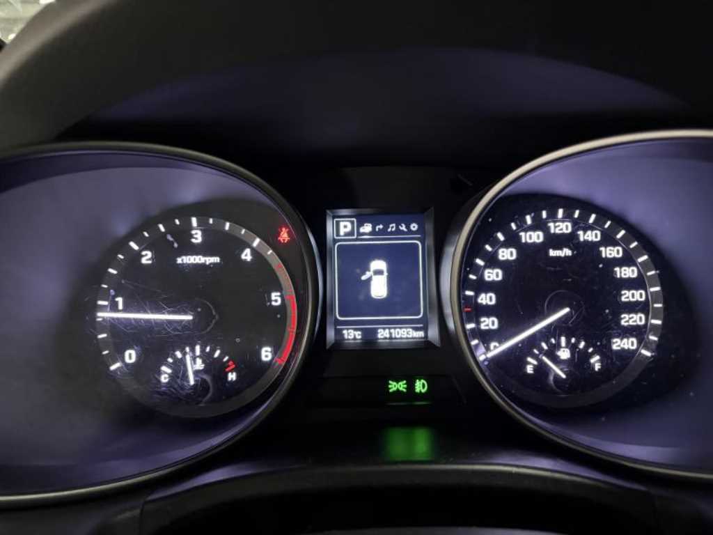 HYUNDAI Santa Fe - Vista 3