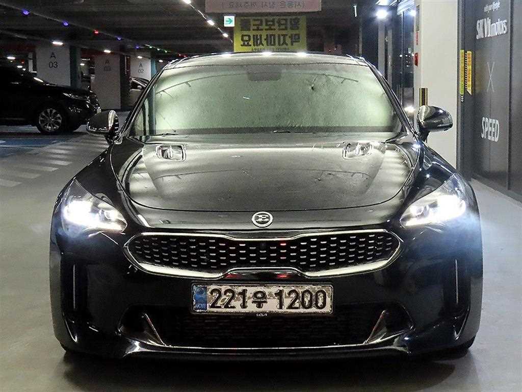 KIA Stinger - Vista 2