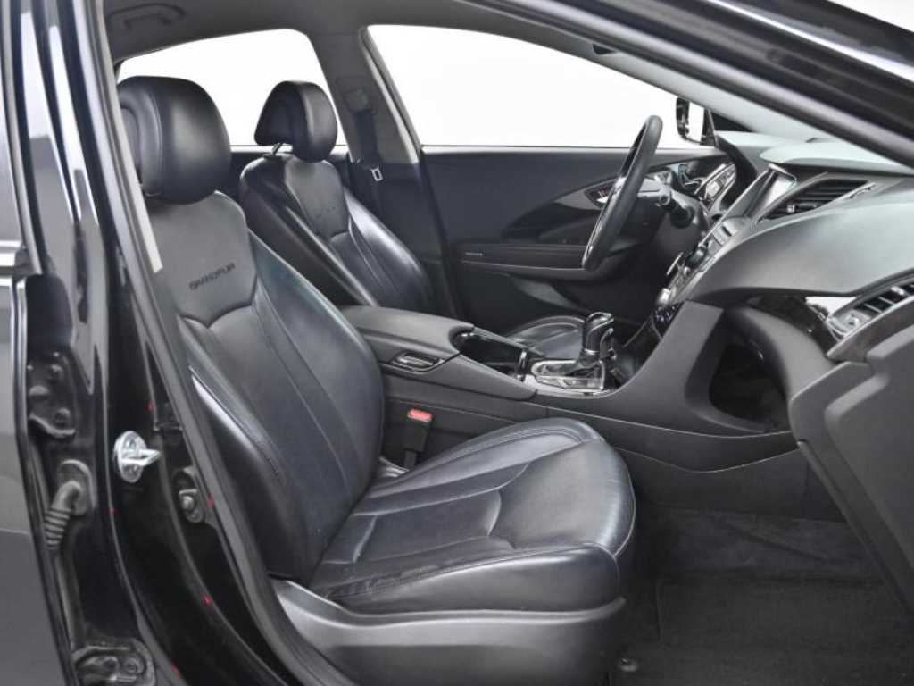 HYUNDAI Grandeur - Vista 10