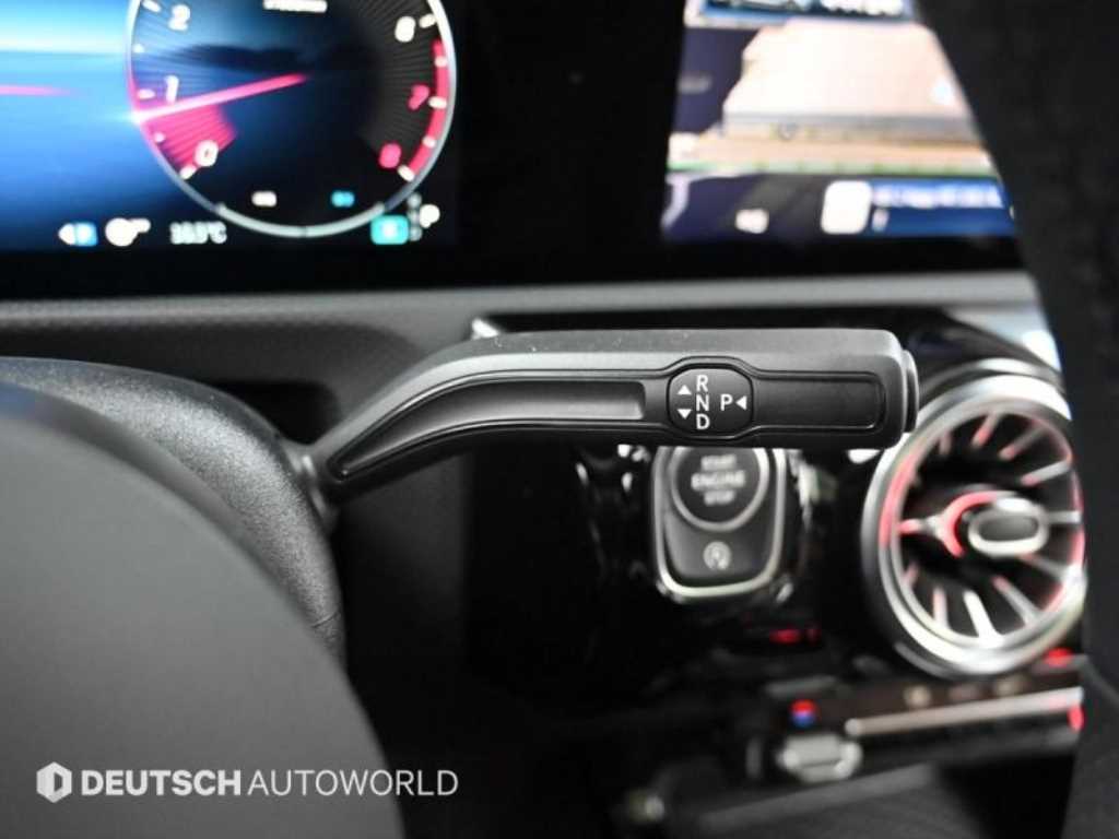 Mercedes Benz CLA Class - Vista 10