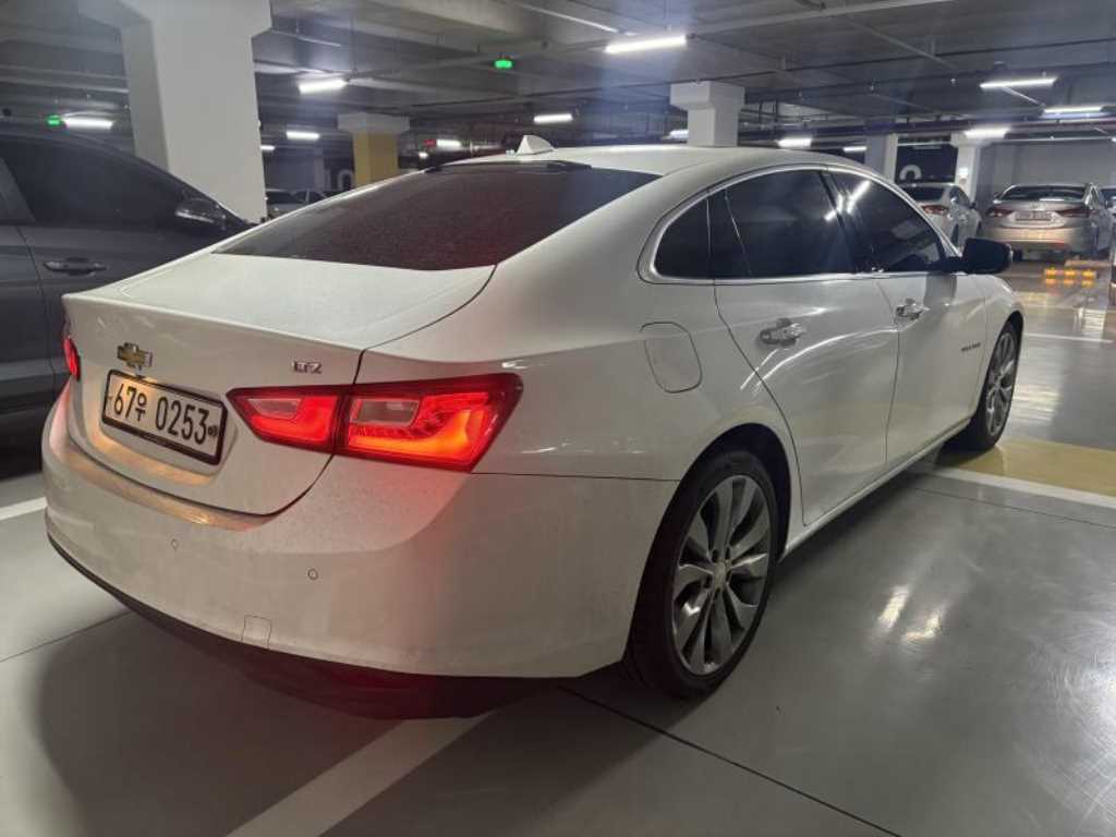 Chevrolet Malibu - Vista 6