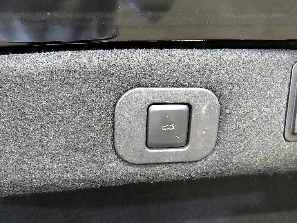 Lincoln Continental 2019 Negro - Importación desde Corea - HF Imports Iquique - Foto 16