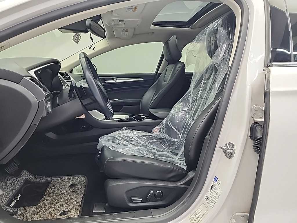 Ford Mondeo - Vista 11