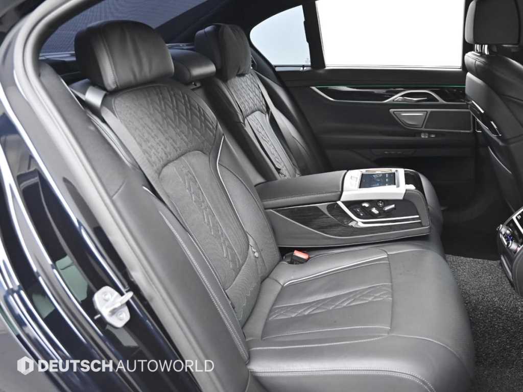 BMW 7 Series - Vista 12