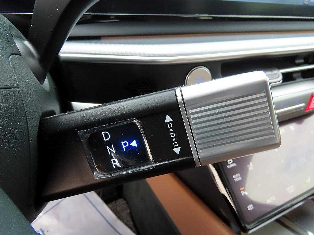 HYUNDAI Grandeur - Vista 10