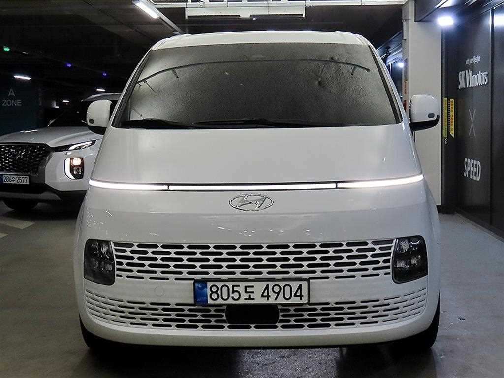 HYUNDAI Staria - Vista 2