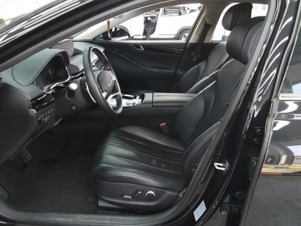 Genesis G80 - Vista 7