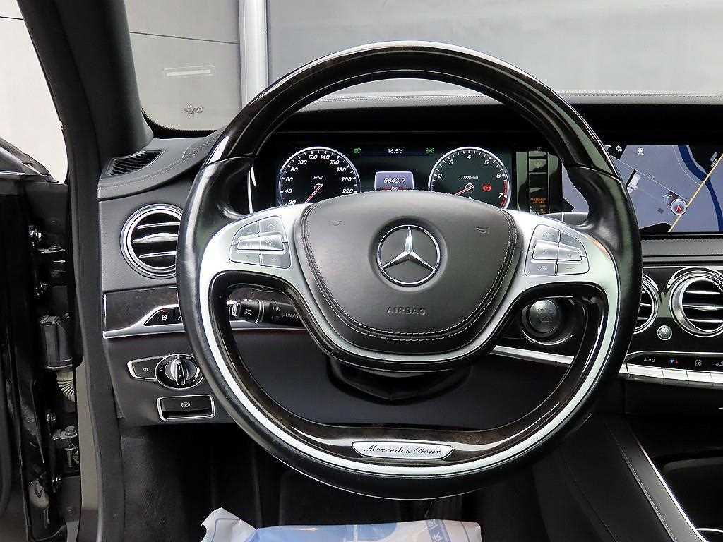 Mercedes Benz S Class - Vista 9