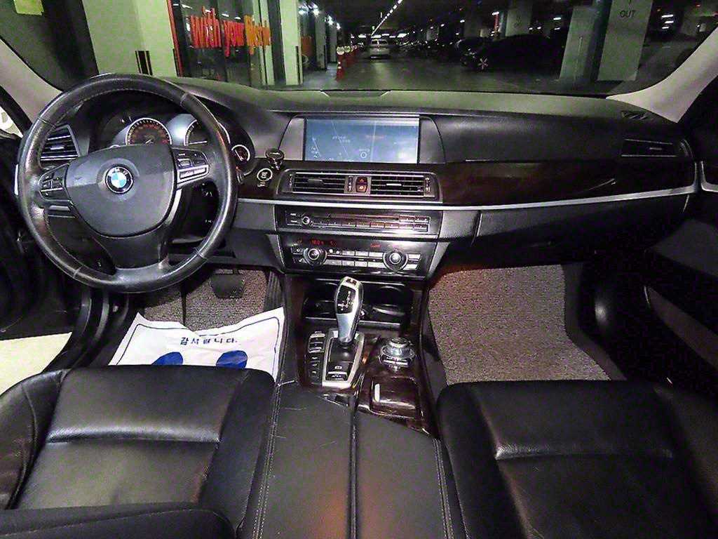 BMW 5 Series - Vista 10