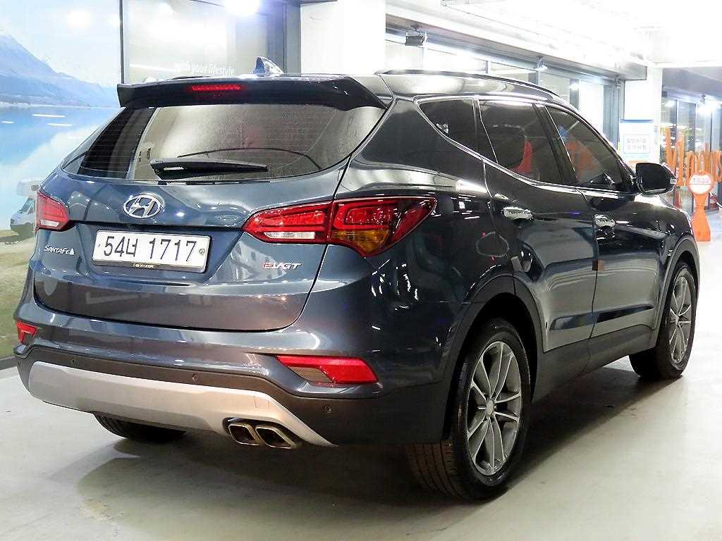 HYUNDAI Santa Fe - Vista 4