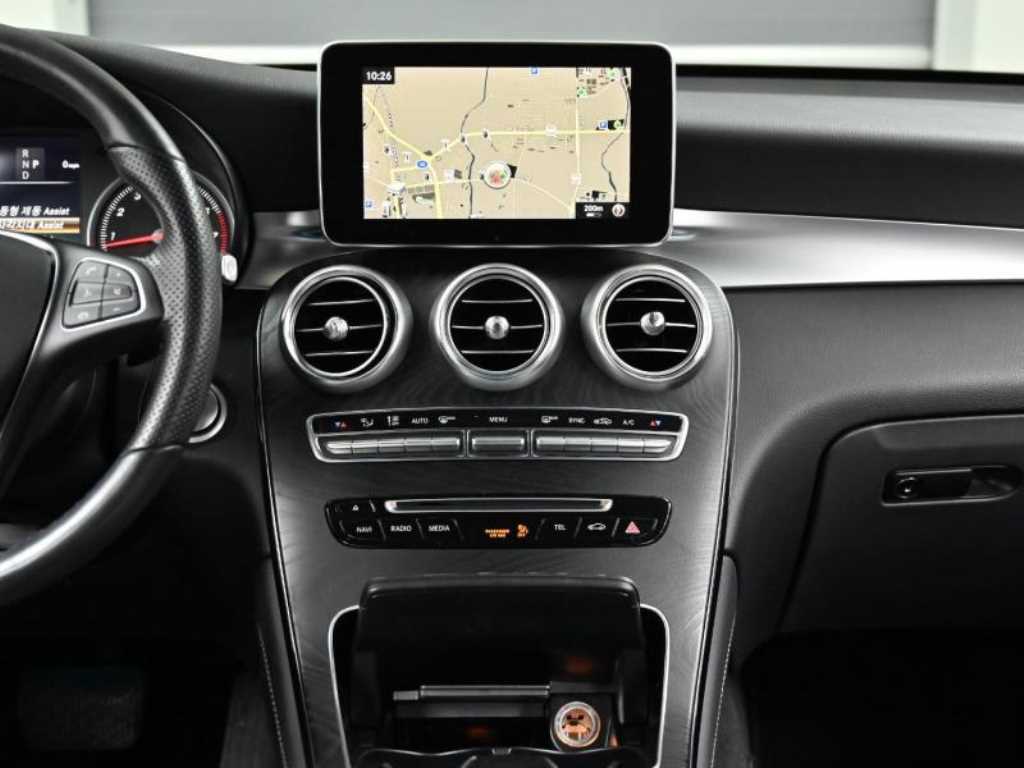 Mercedes Benz GLC Class 2019 Gris - Importación desde Corea - HF Imports Iquique - Foto 14