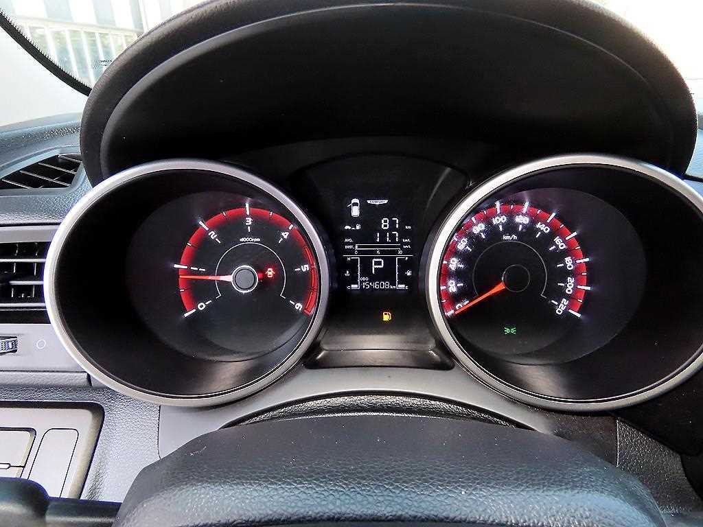 Ssangyong Tivoli - Vista 7