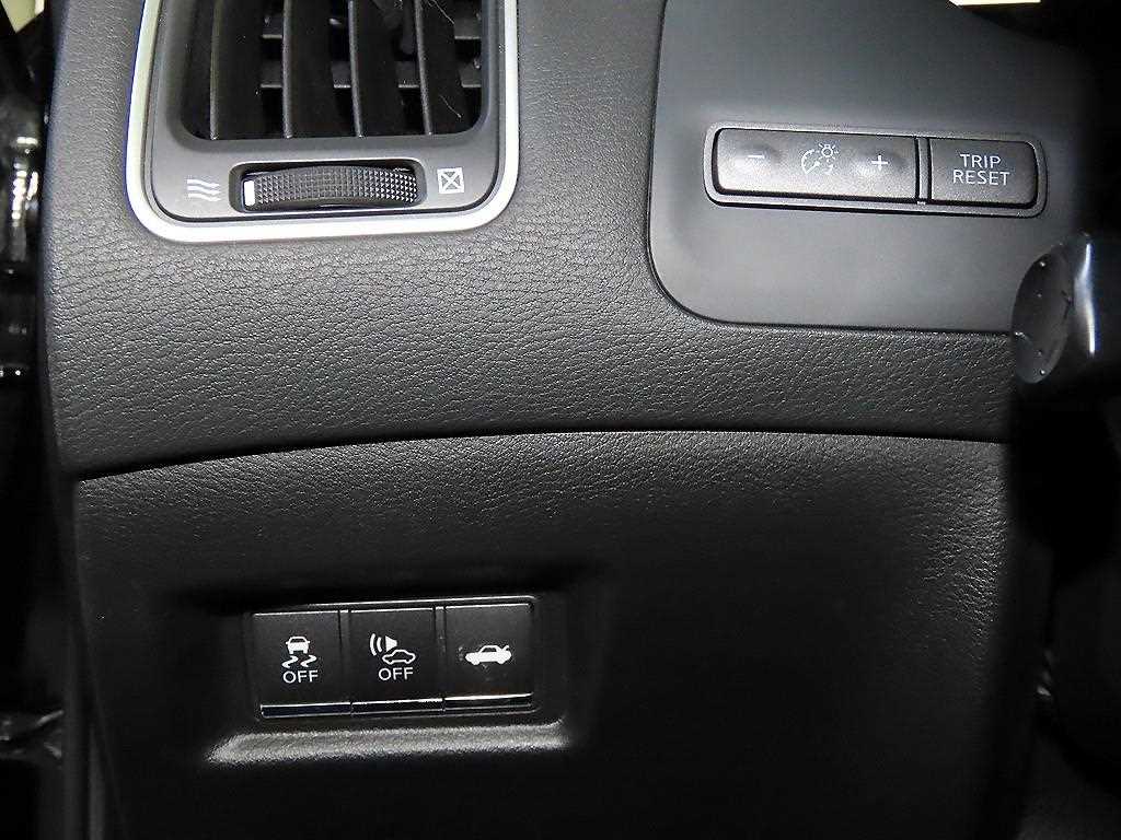 Infiniti Q 2016 Negro - Importación desde Corea - HF Imports Iquique - Foto 15