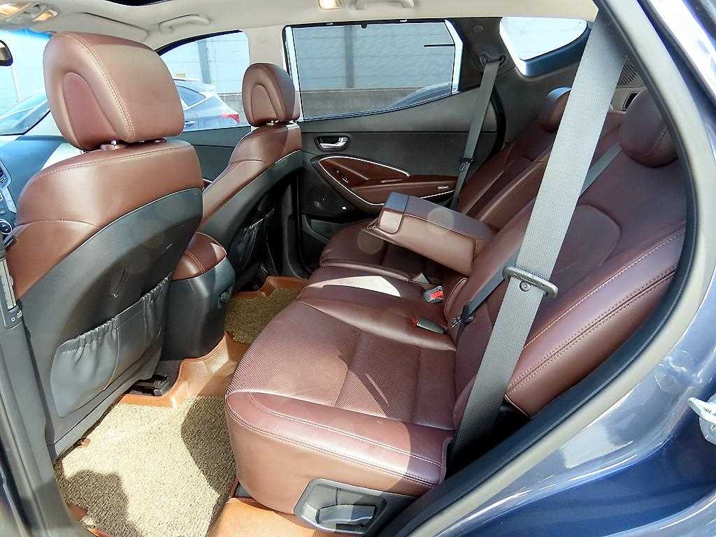 HYUNDAI Santa Fe - Vista 6