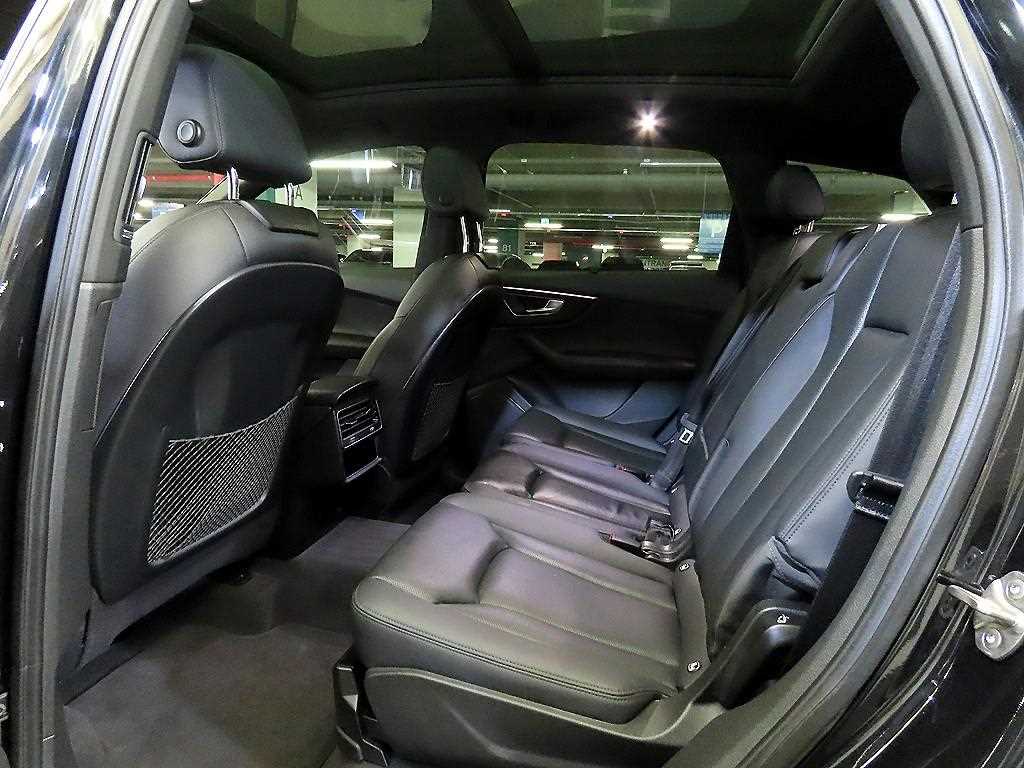 Audi Q7 - Vista 7